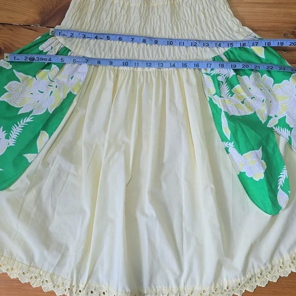 Cute Vintage Smocked Shirred Full Petal Skirt Set with Tube Top Eyelet Trim - Picture 8 of 11